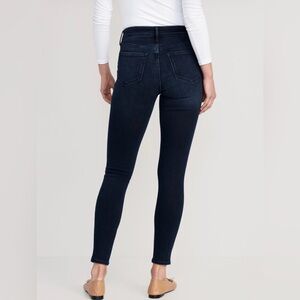 Old Navy Rockstar Super Skinny Jeans